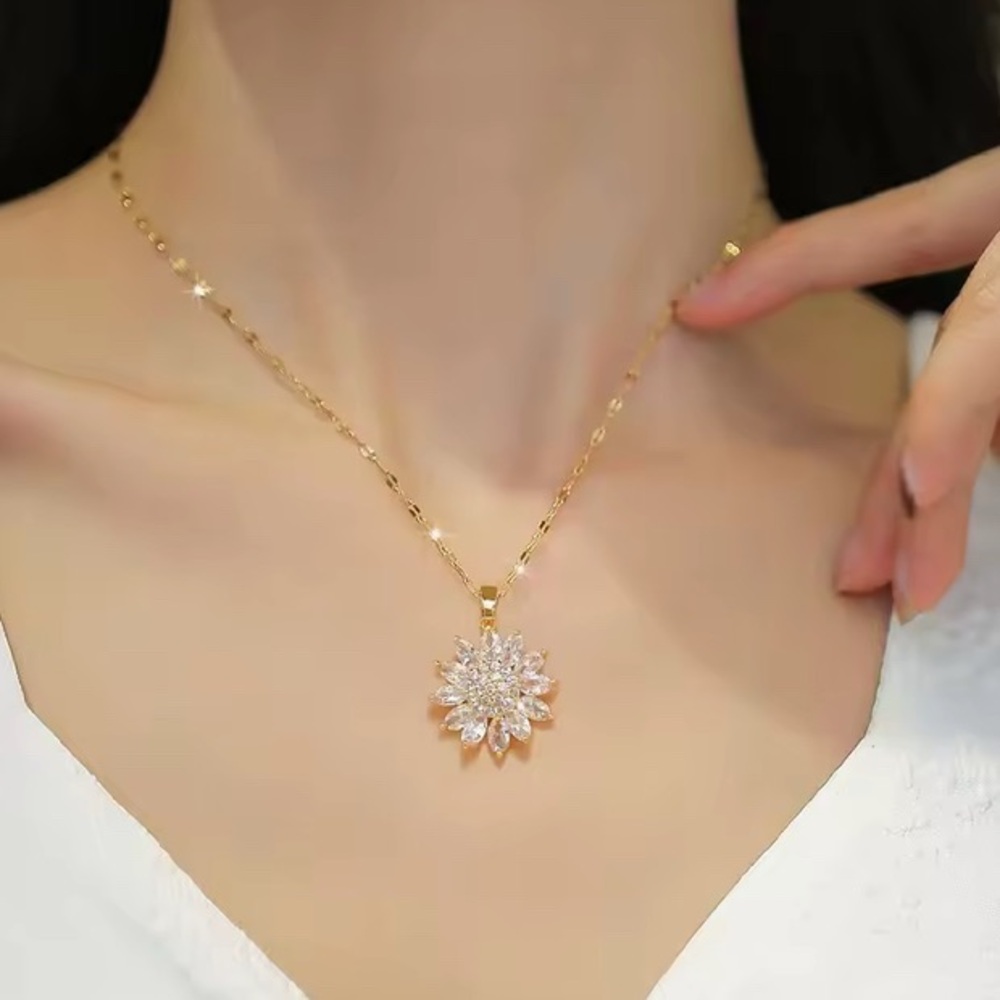 Gold Stainless Steel Daisy Flower Pendant Necklace - Picture 2 of 4